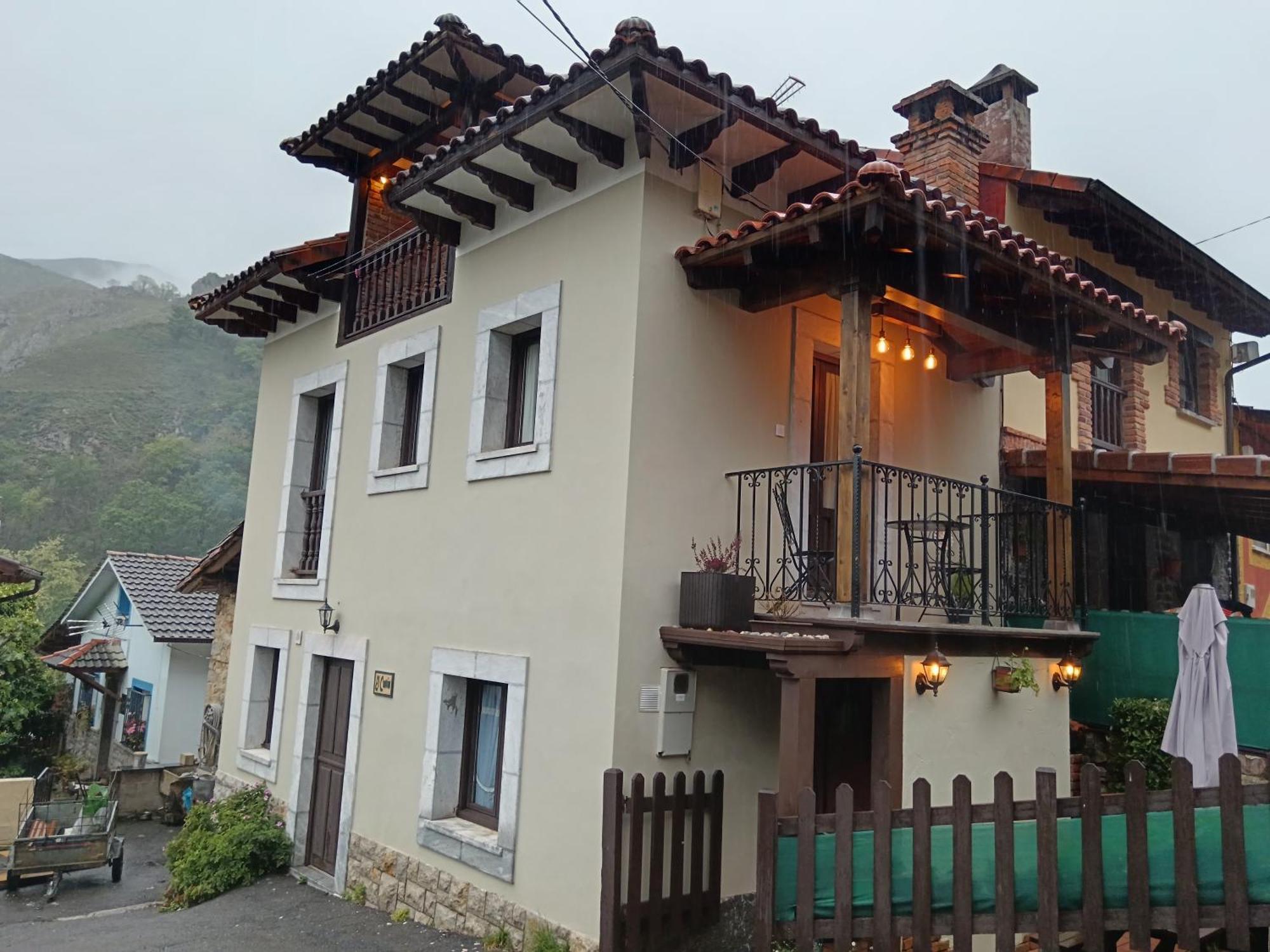 El Cantón Onís Exterior foto